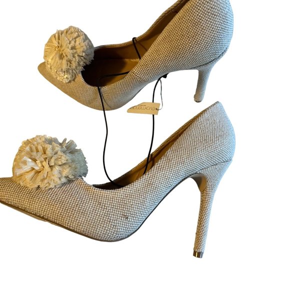 Eva Mendes New York Company cream pump with pom pom size 8 - Picture 2 of 6